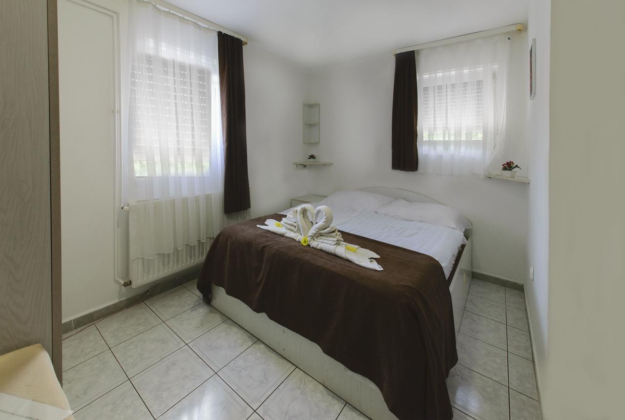 Irini Panzio Otel Budapeşte Dış mekan fotoğraf